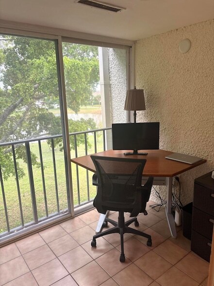 Building Photo - 4120 Tivoli Ct