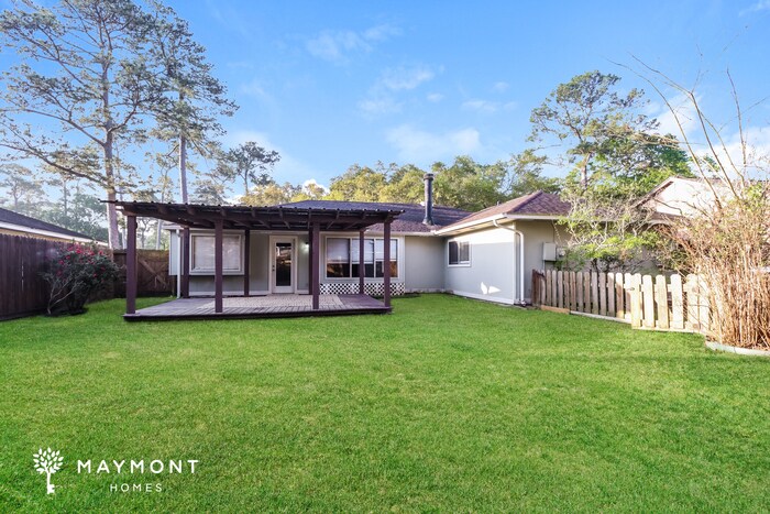 Building Photo - 17435 Jolly Boat Dr