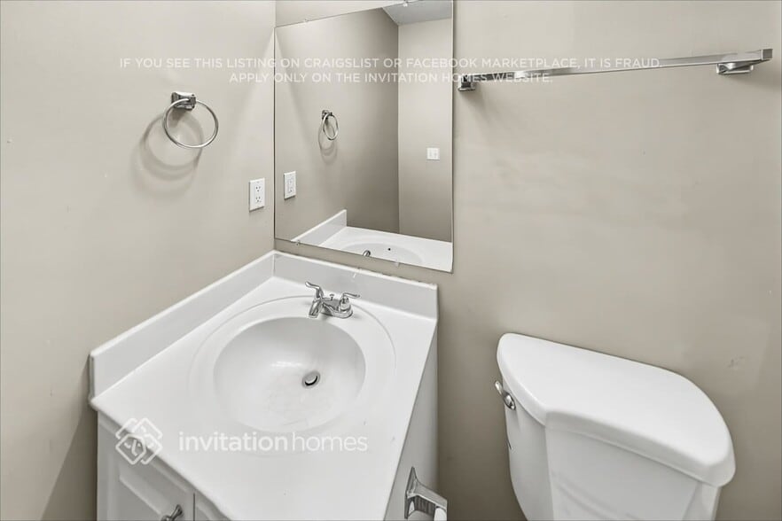 Building Photo - 8220 River Mill Ct
