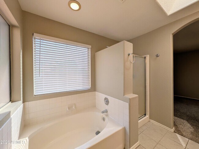 Building Photo - 8639 W Fullam St