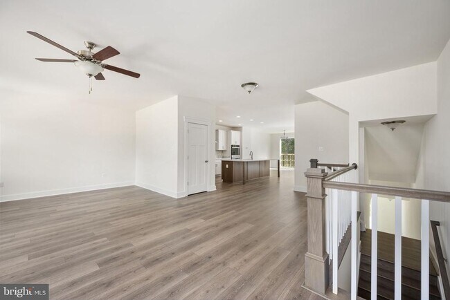 Building Photo - 356 Evermore Ln