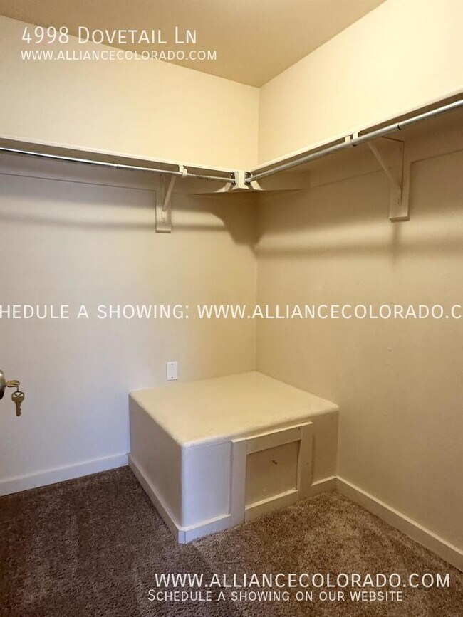 Building Photo - 4998 Dovetail Ln