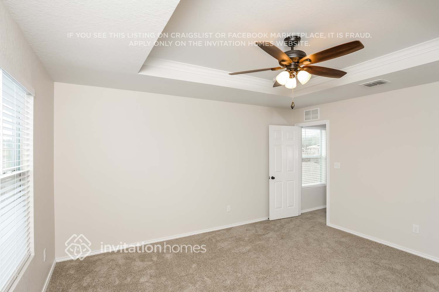 Building Photo - 467 Walnut Crest