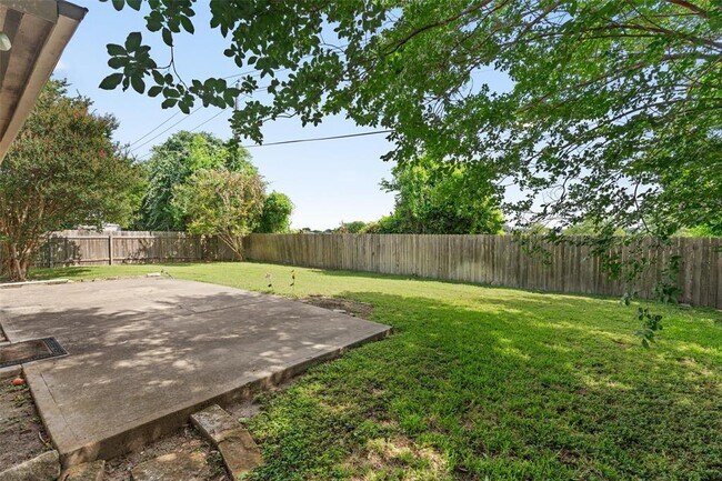 Building Photo - 725 Botany Bay Cir