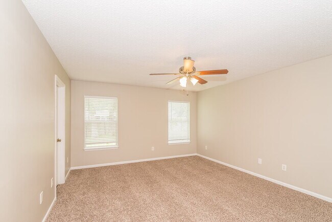 Building Photo - 13564 Ashford Wood Ct E