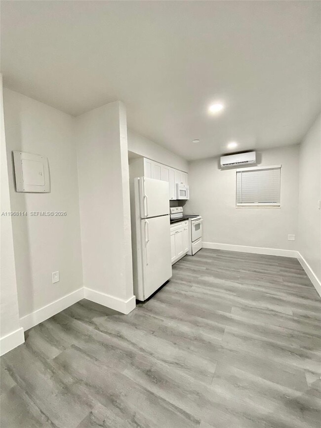 Building Photo - 64 NE 78th St