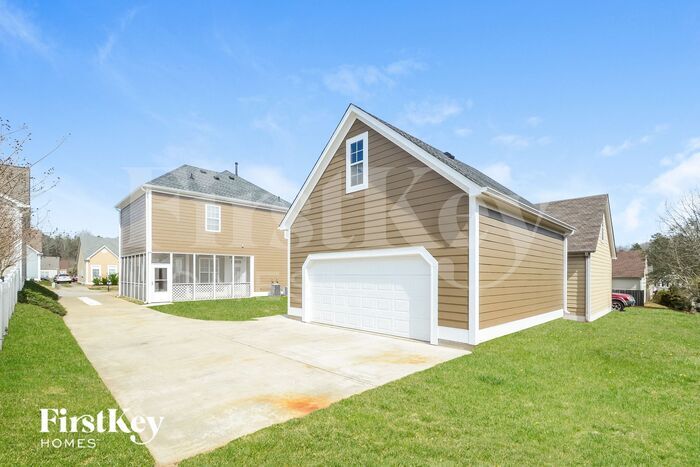 Building Photo - 4572 Gibson Dr