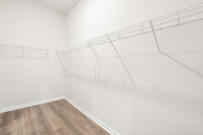 Building Photo - Amazing Durham Location - Easy commute to RTP, Brier Creek