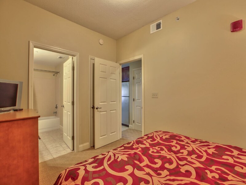 Building Photo - 215 W College Ave