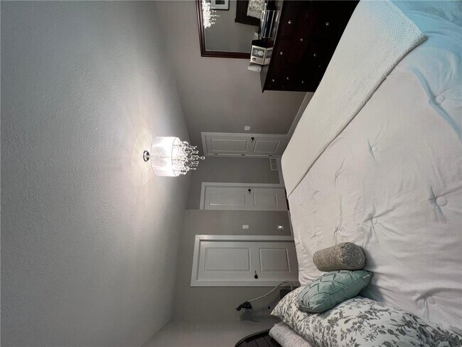 Building Photo - 13530 87th Ave N