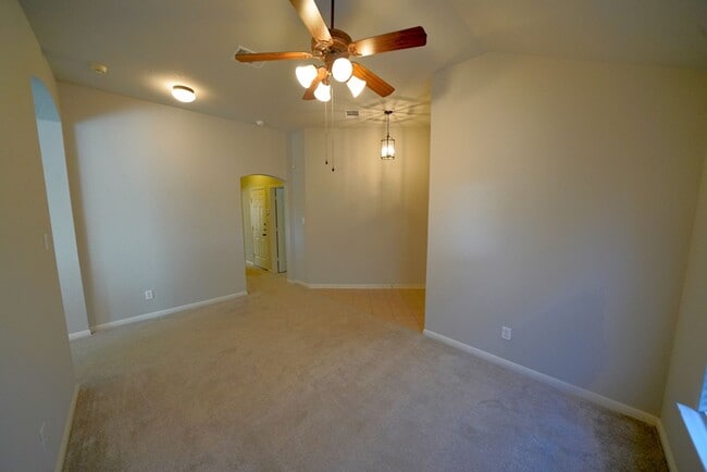 Building Photo - Gorgeous Single Story Home in Cibolo! Real...