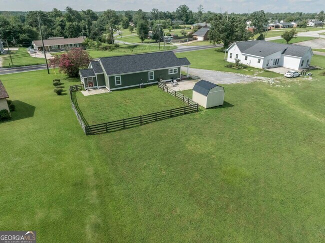 Building Photo - 261 Lagrange St