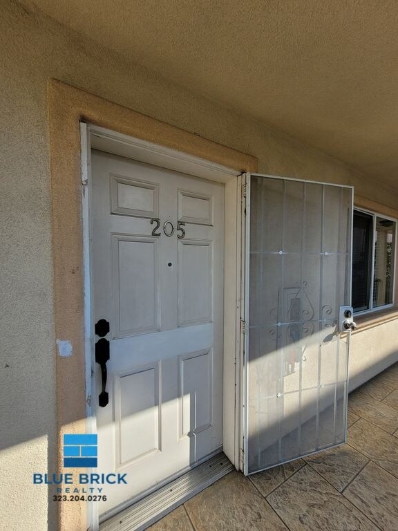 Building Photo - 13623 Sherman Way