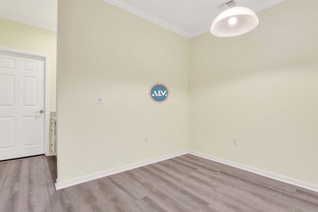 Building Photo - Live the Lowcountry Lifestyle in Comfort a...