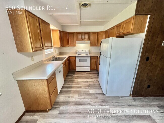 Building Photo - 500 Schindler Rd