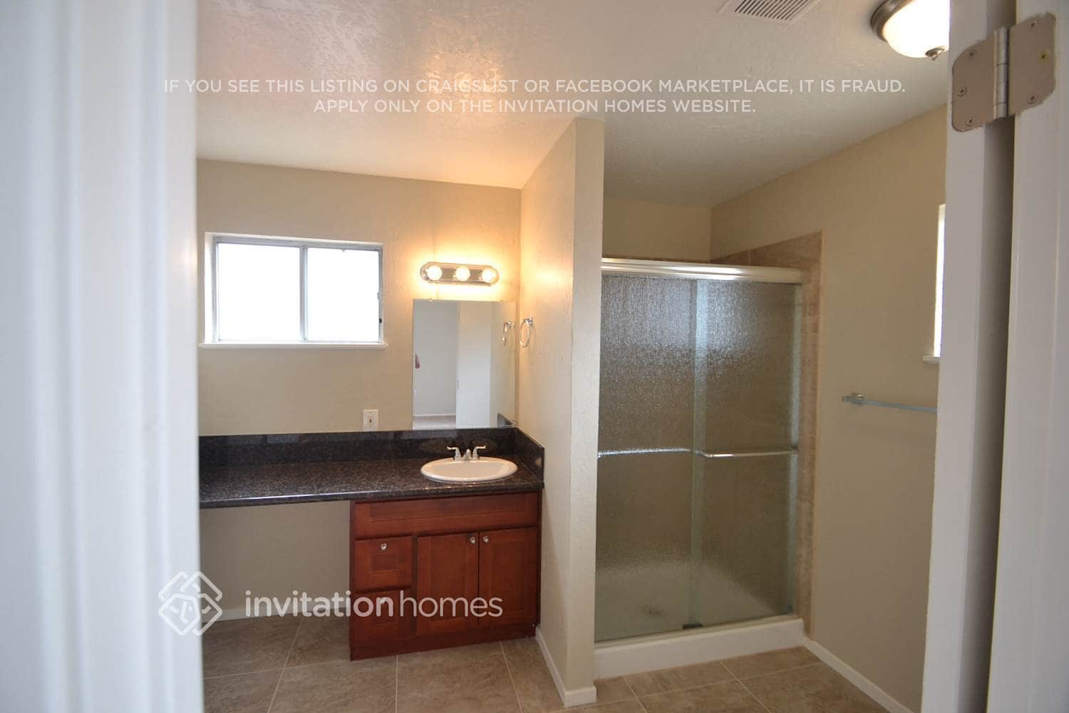 Building Photo - 132 Winchell Ct