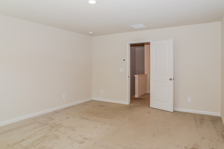 Building Photo - 576 Greenlee Rd