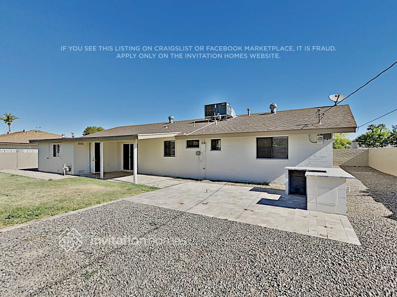Building Photo - 1117 E Alameda Dr