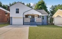 Building Photo - 2312 Cashion Pl