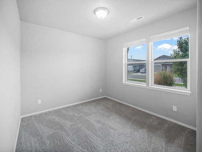 Building Photo - Modern 3BR/2BA Ranch – Living in Spokane