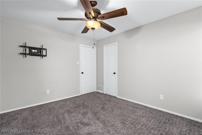Building Photo - 8808 Skypark Dr