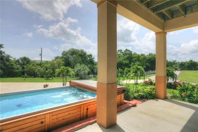 Building Photo - 7785 Grand Oak Cir