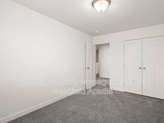 Building Photo - 14897 S Tumble Rock Way