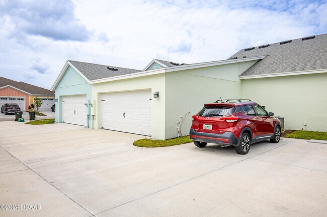 Building Photo - 212 Gypsy Palace Ln