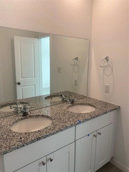 Building Photo - 9052 Rancher Trl