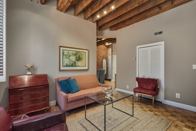 Building Photo - 130 Fulton St