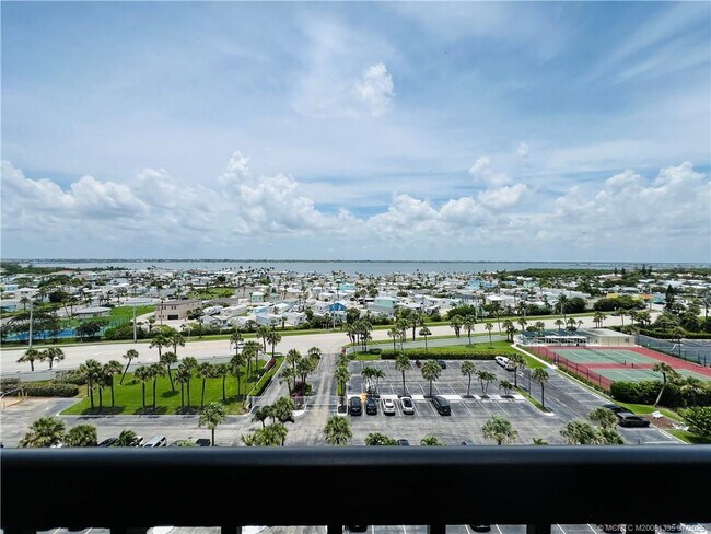 Primary Photo - 10680 S Ocean Dr
