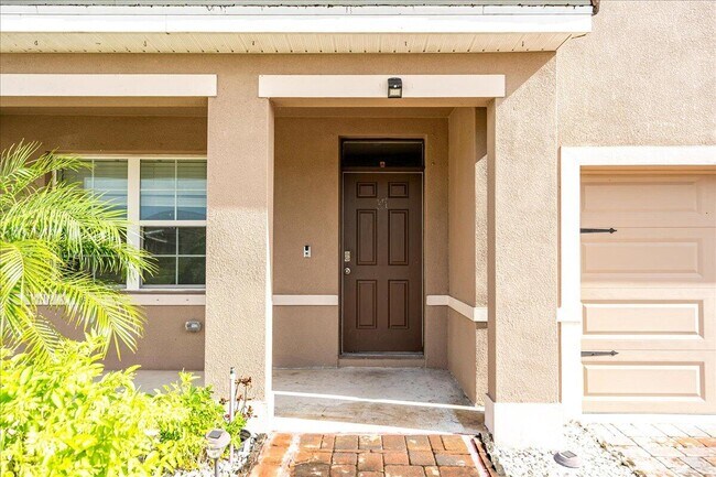 Building Photo - 10493 SW Toren Wy