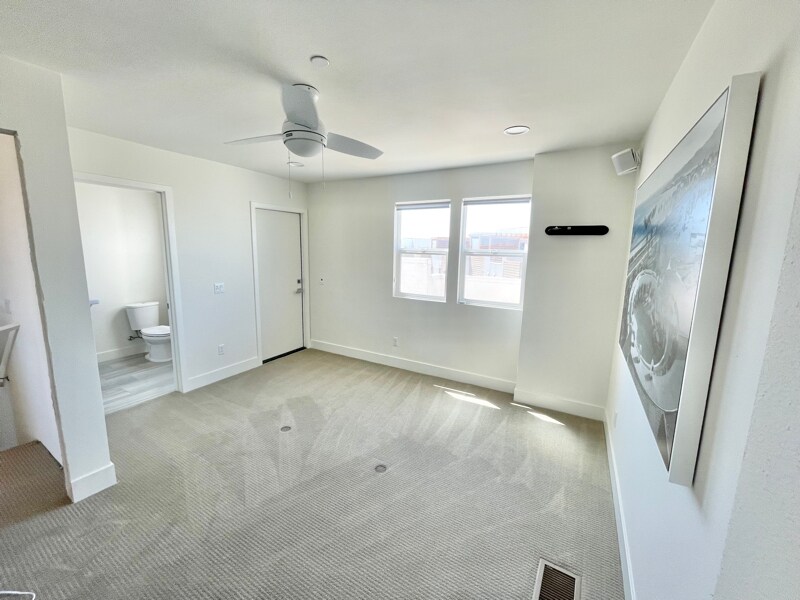 Building Photo - 1660 Topanga