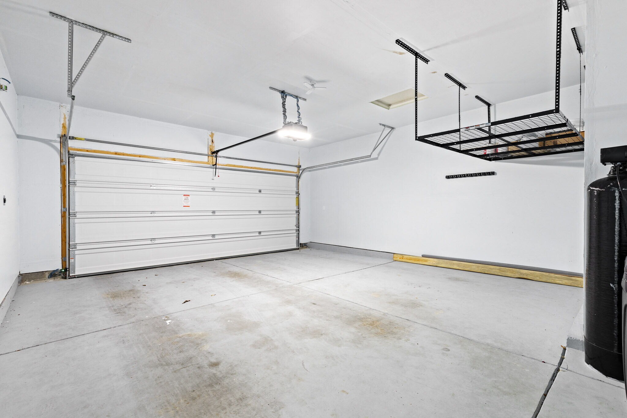 Building Photo - 7011 Pickett Pl