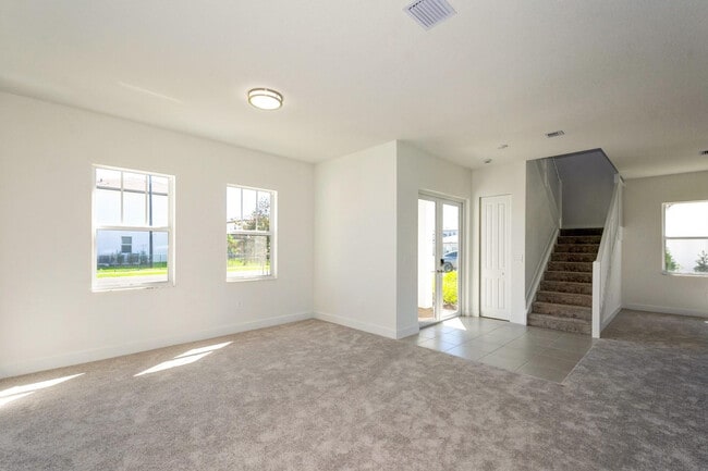 Building Photo - 12290 SW 44th Ct