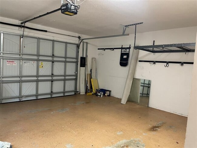 Building Photo - 10845 NW 74th Dr