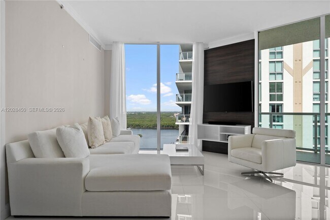 Building Photo - 250 Sunny Isles Blvd