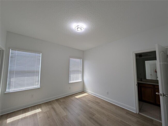 Building Photo - 14236 Walcott Avenue