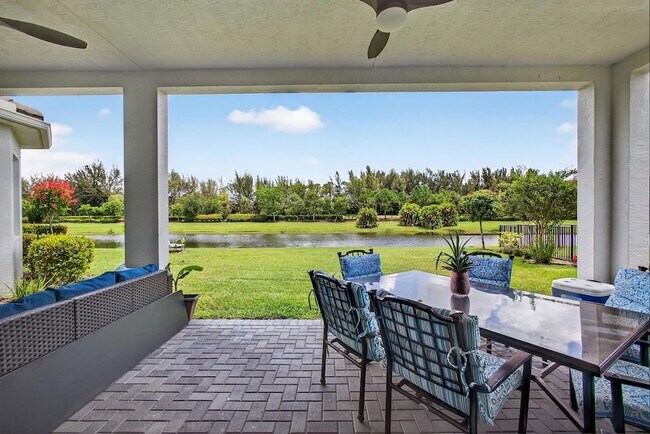 Building Photo - 15953 Whippoorwill Cir
