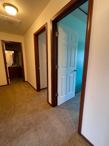 Building Photo - 2910 Alyssa Ct SE