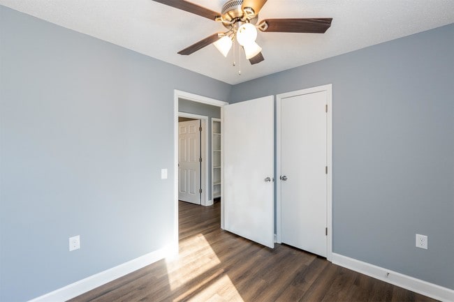 Building Photo - 700 Western Ave