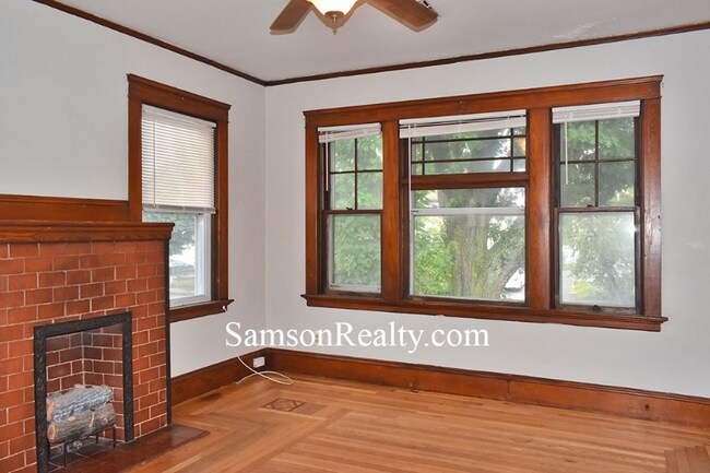 Building Photo - 1012 Narragansett Blvd