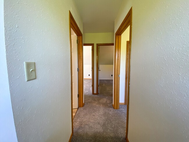 Building Photo - 1020 2nd Ave N