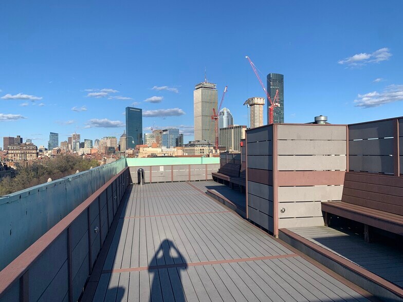 Building Photo - 464 Commonwealth Avenue