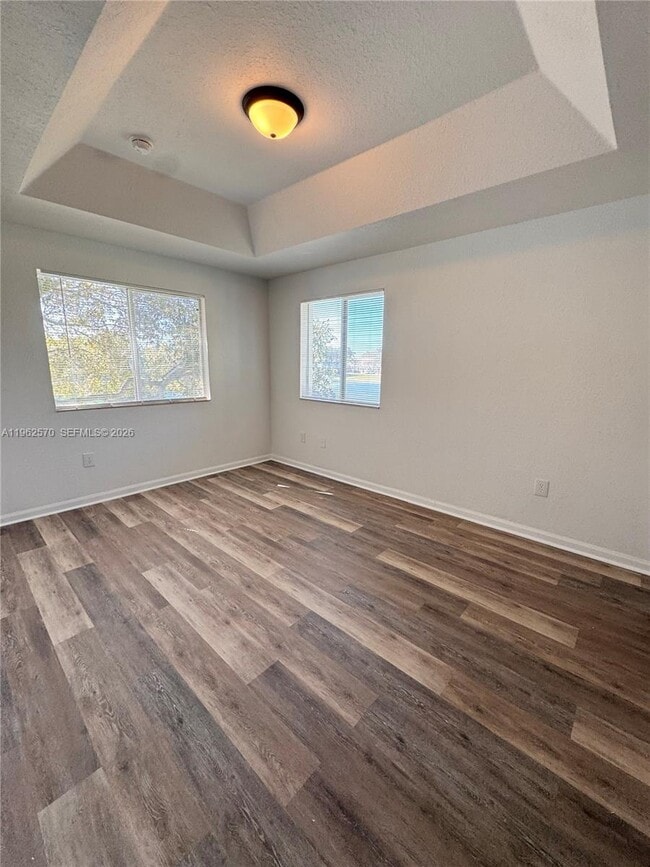 Building Photo - 2732 SE 15th Pl