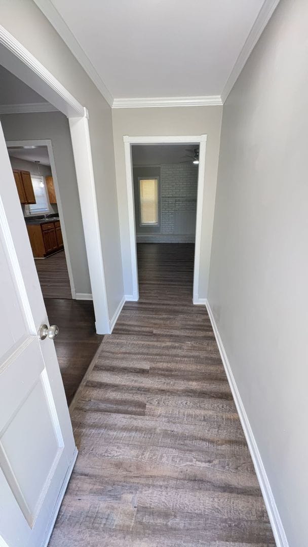 Building Photo - Beautifully Updated 4 bedroom 2 bath home - Open to Section 8