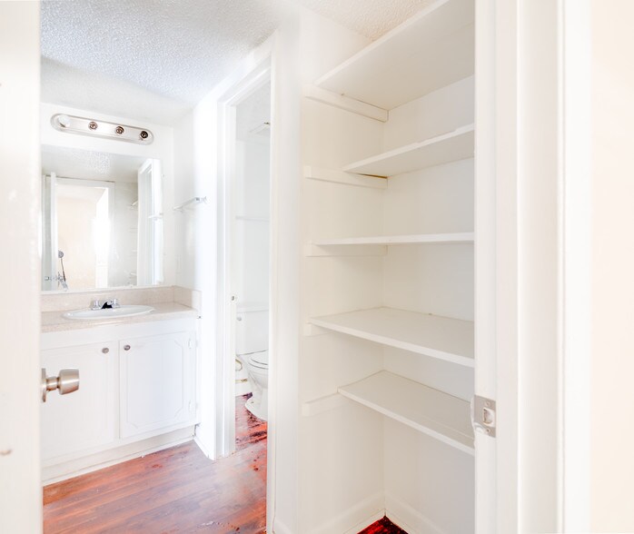 Building Photo - Clay Landings Apartments