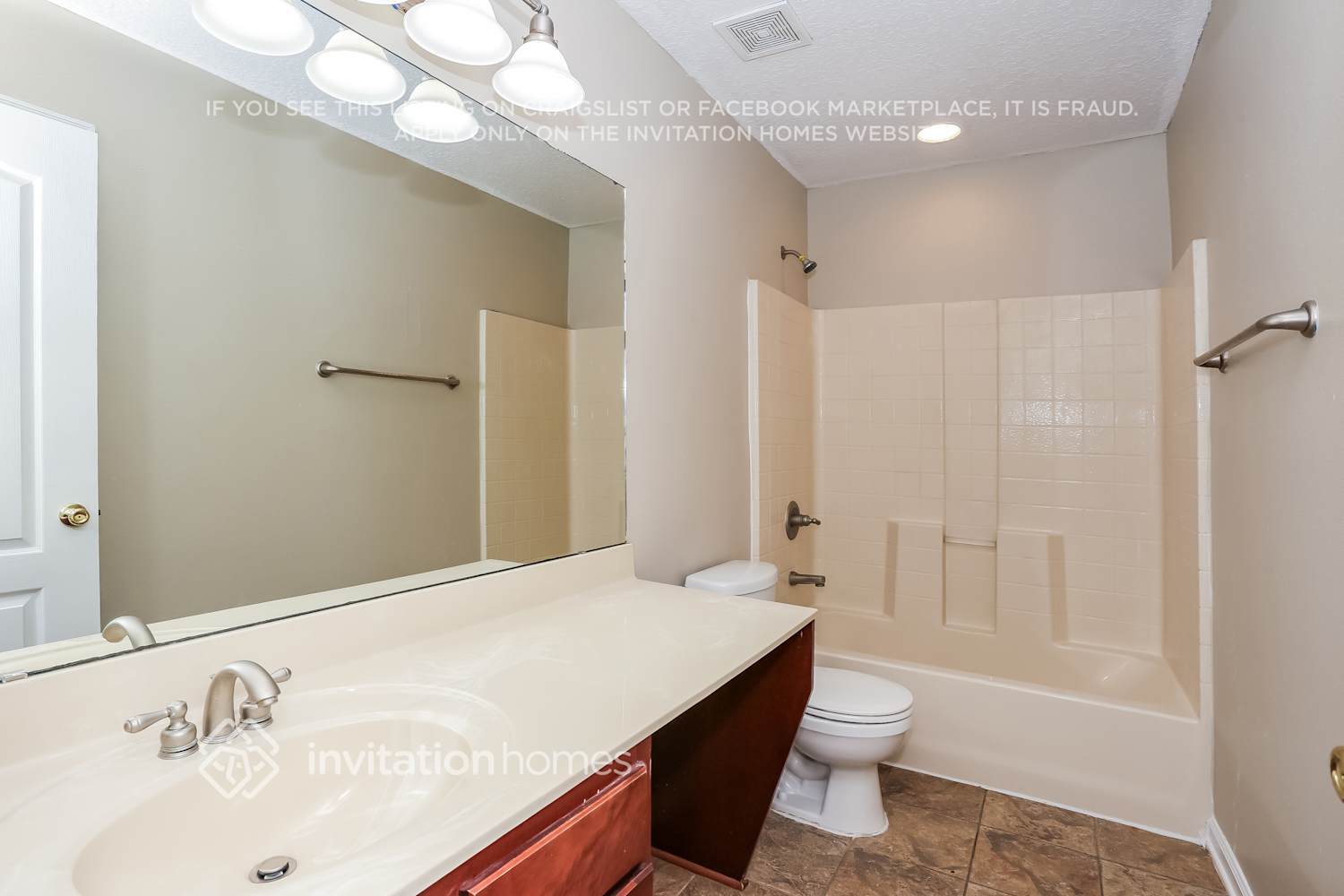 Building Photo - 9757 Hazel Lake Dr