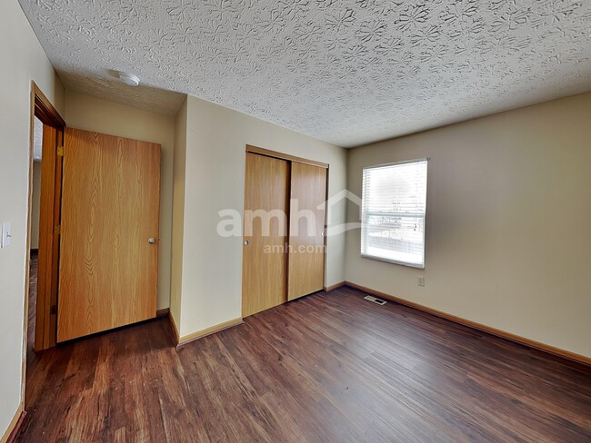 Building Photo - 514 Hannifin Dr