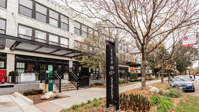 Building Photo - 1110 W 15th St